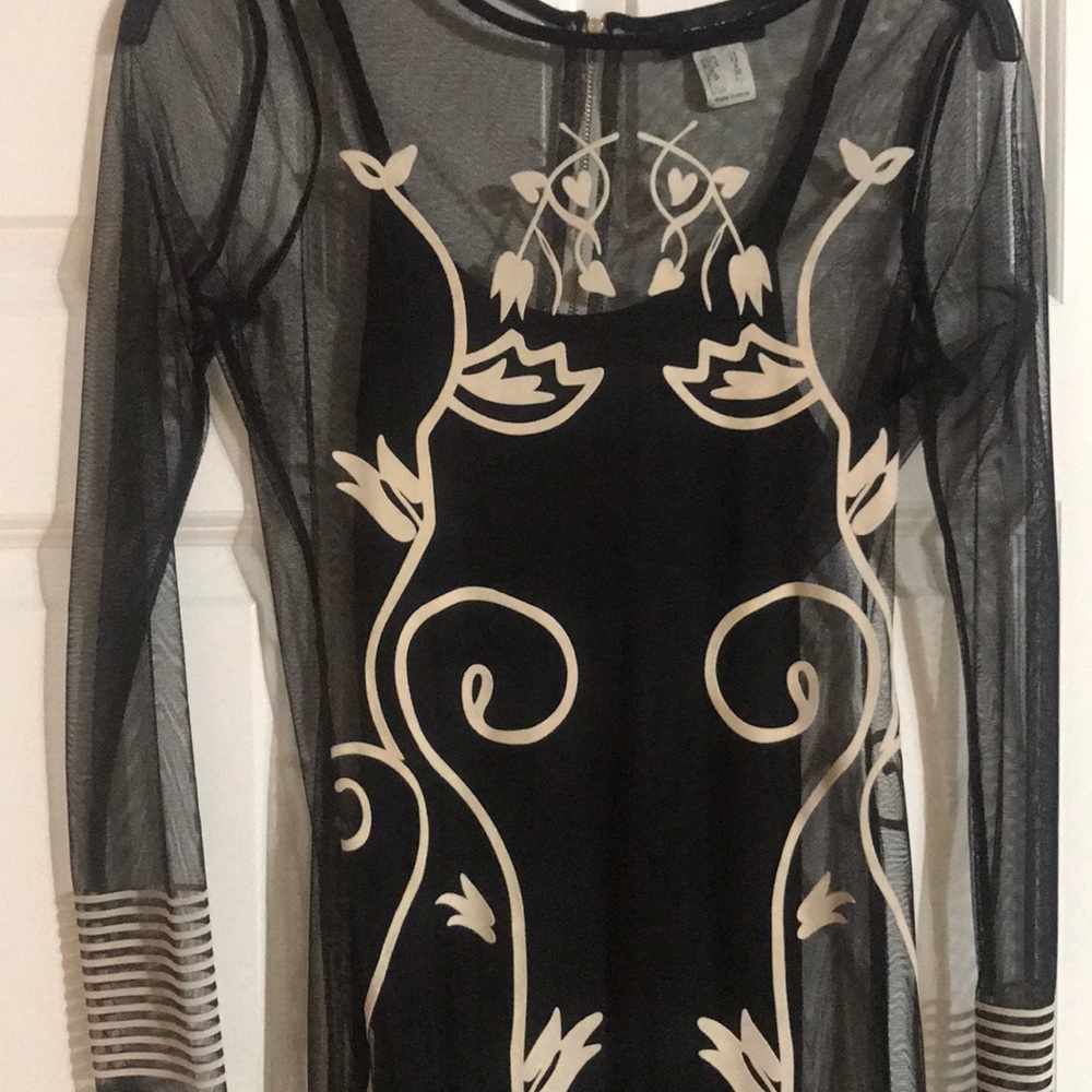 Dress - Picture 2 of 6